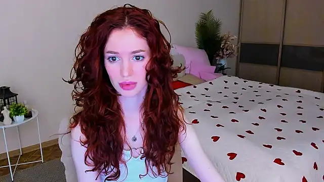 ChristinaConteeree online show from 10, 5, 2026