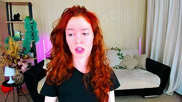 ChristinaConteeree online show from 26, 11, 2025