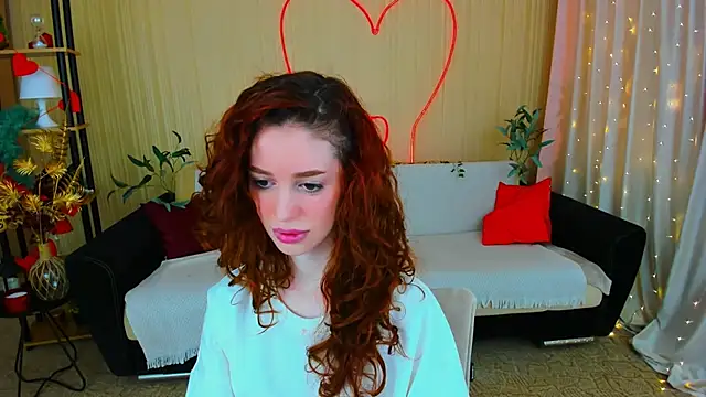 ChristinaConteeree online show from 26, 4, 2026