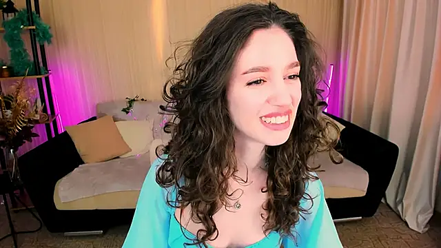 ChristinaConteeree online show from 10, 9, 2025