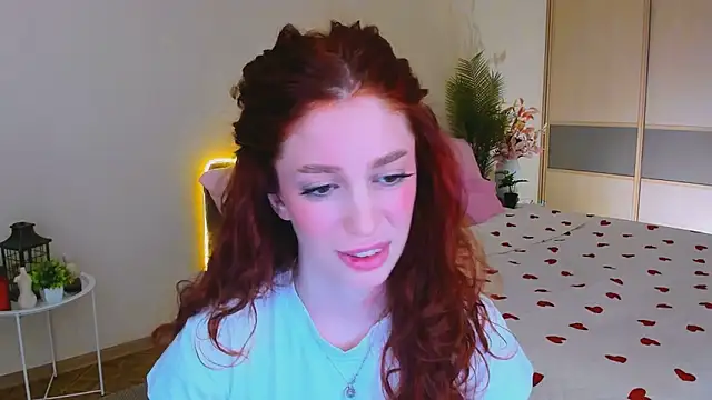 ChristinaConteeree online show from 8, 5, 2026