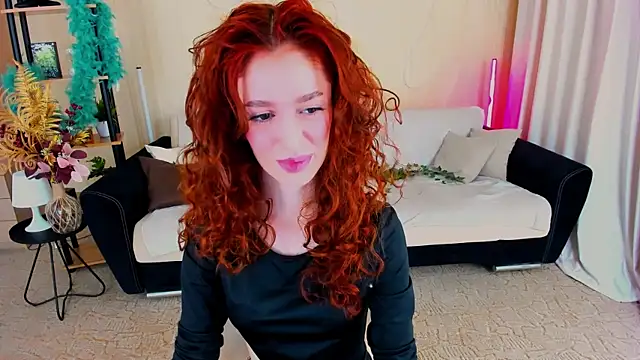 ChristinaConteeree online show from 1, 12, 2025