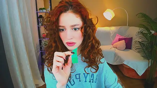 ChristinaConteeree online show from 17, 11, 2025