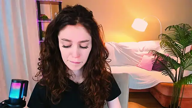 ChristinaConteeree online show from 3, 10, 2025