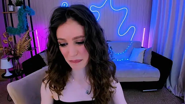 ChristinaConteeree online show from 28, 9, 2025