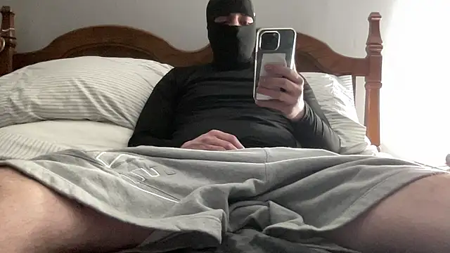 Snapshot of UncutMagic chatting on 11, 1, 2026 UncutMagic online show from 11, 1, 2026