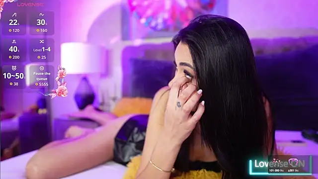 Pretty Lia  online show from 23, 9, 2025