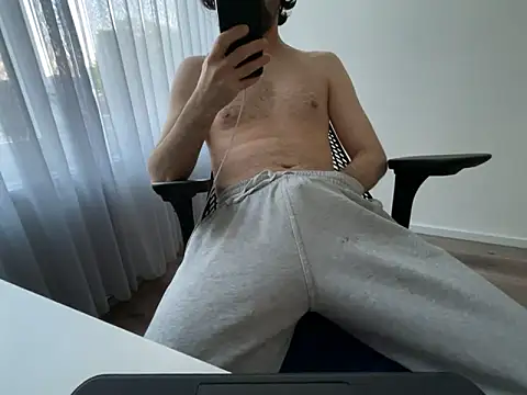 Frankieyyy1 online show from 9, 5, 2026