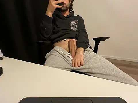 Frankieyyy1 online show from 15, 5, 2026