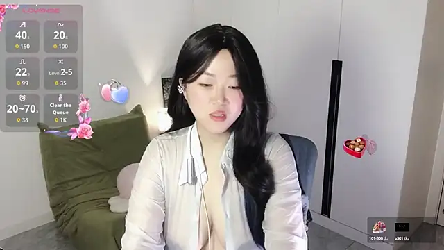 Emmaq996 online show from 10, 9, 2025