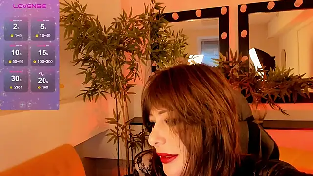 CrystallBloom online show from 12, 9, 2025