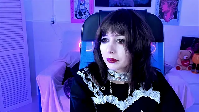 CrystallBloom online show from 29, 9, 2025