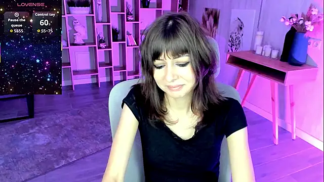 CrystallBloom online show from 10, 11, 2025