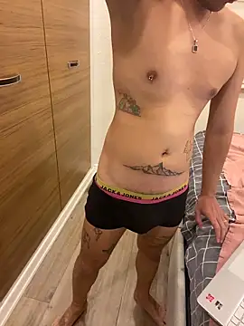 darkdecide online show from 31, 10, 2025