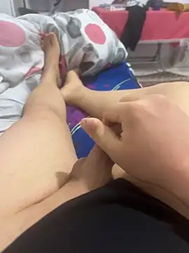 Snapshot of yellova chatting on 9, 2, 2026 yellova online show from 9, 2, 2026