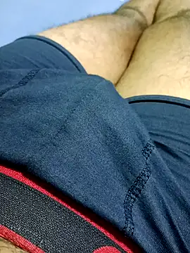 hotblack7 online show from 17, 12, 2025