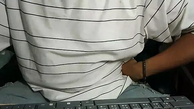 bigbb101011 online show from 11, 11, 2025