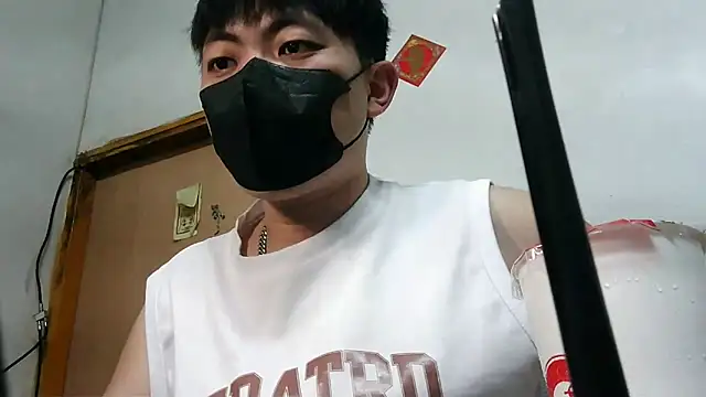 bigbb101011 online show from 3, 10, 2025