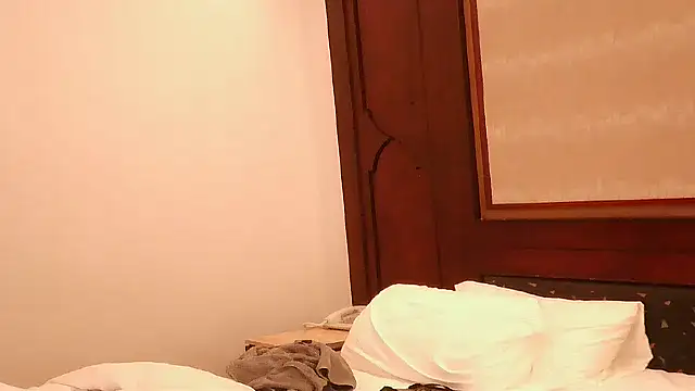 bigbb101011 online show from 28, 9, 2025