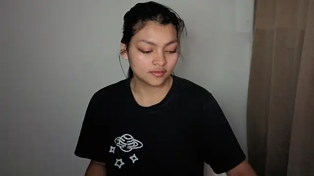 Candela    online show from 15, 10, 2025