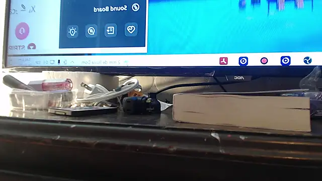 lola foox online show from 24, 10, 2025