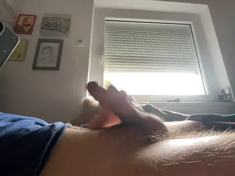 xmilolivex online show from 8, 3, 2026