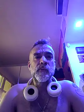 GabyCollado5 online show from 7, 5, 2026