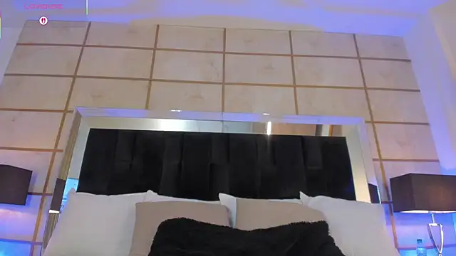 GretaVelvet online show from 22, 9, 2025