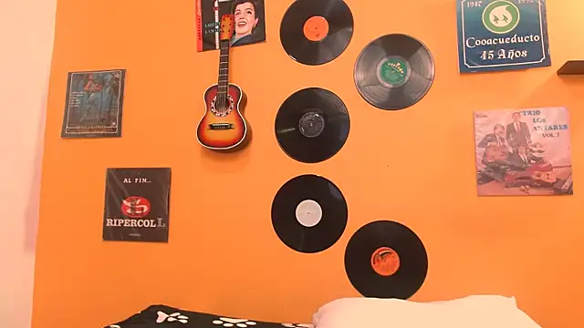 meisevil77 online show from 11, 11, 2025