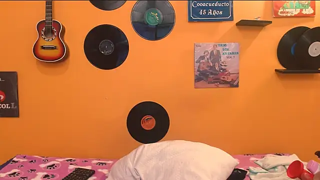 meisevil77 online show from 16, 12, 2025