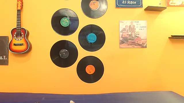 meisevil77 online show from 15, 9, 2025