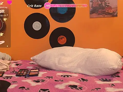 meisevil77 online show from 28, 10, 2025