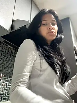 lynn9000 online show from 4, 10, 2025