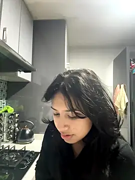 lynn9000 online show from 25, 10, 2025