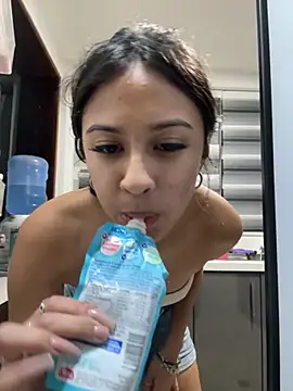 lynn9000 online show from 10, 11, 2025