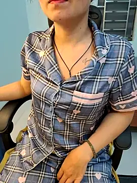 Bee sweet online show from 6, 11, 2025