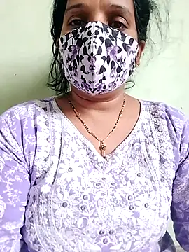 Snapshot of Monika_Telugu_Girl chatting on 7, 11, 2025 Monika Telugu Girl online show from 7, 11, 2025