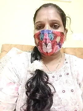 Snapshot of Monika_Telugu_Girl chatting on 29, 11, 2025 Monika Telugu Girl online show from 29, 11, 2025