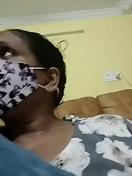 Snapshot of Monika_Telugu_Girl chatting on 14, 10, 2025 Monika Telugu Girl online show from 14, 10, 2025