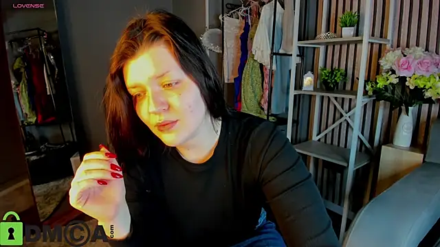 Michele Greenn online show from 15, 12, 2025