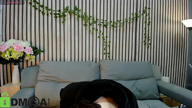 Michele Greenn online show from 3, 11, 2025