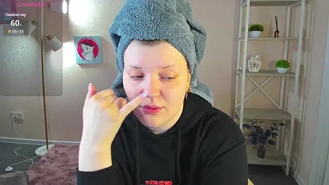 Michele Greenn online show from 22, 9, 2025