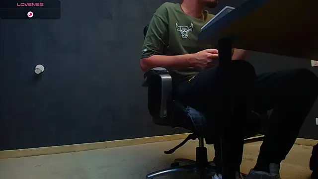 EnzoRace online show from 6, 10, 2025