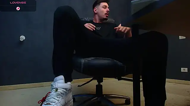 EnzoRace online show from 18, 10, 2025