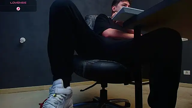 EnzoRace online show from 2, 11, 2025