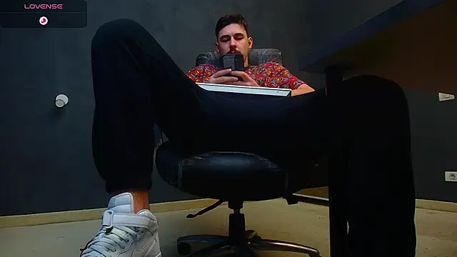 EnzoRace online show from 23, 10, 2025