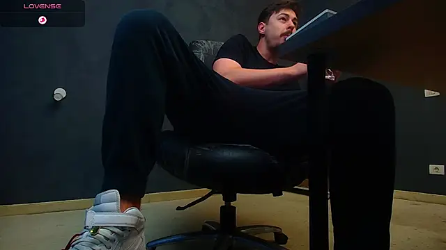 EnzoRace online show from 5, 11, 2025