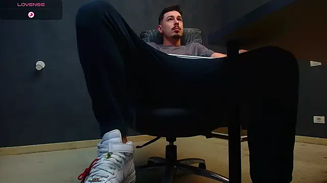 EnzoRace online show from 17, 10, 2025