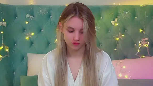 StacyEvances online show from 2, 12, 2025