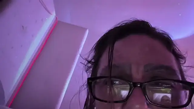 SparklesB1tch online show from 1, 5, 2026